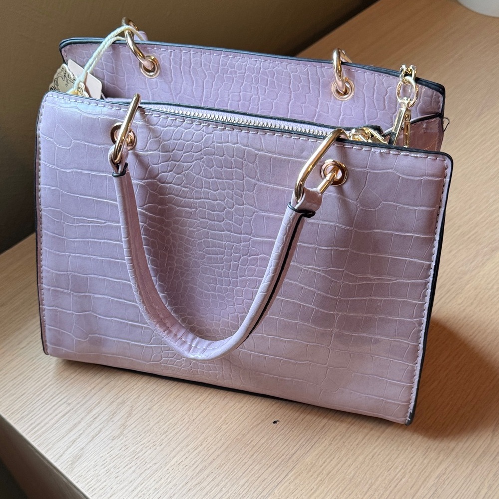 Chic Crocodile-Embossed Lavender Satchel